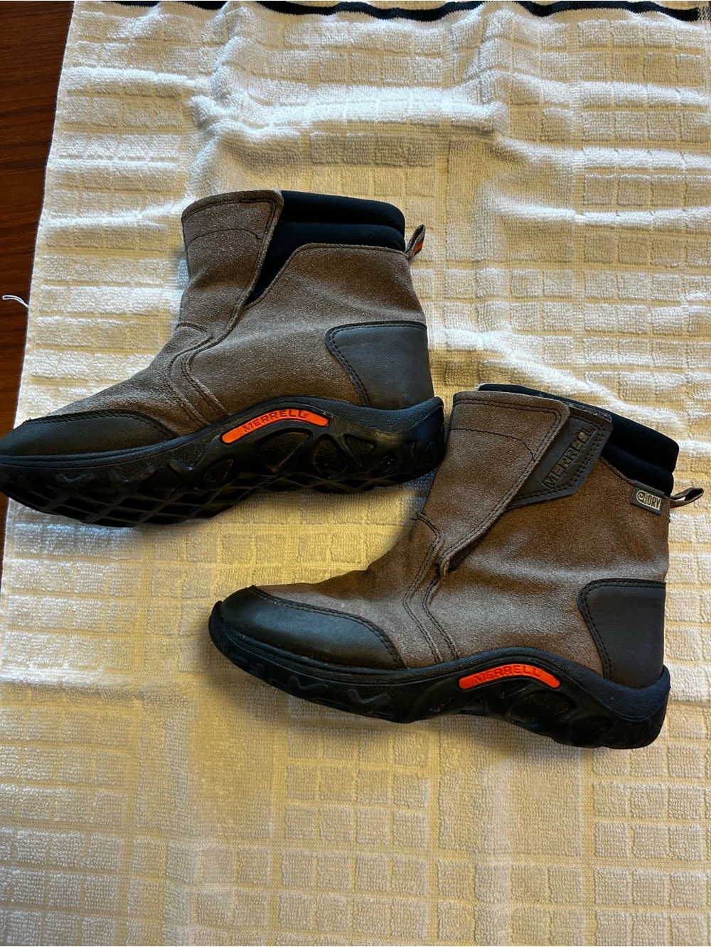 Merrell Kid’s Brown Jungle Moc Boots